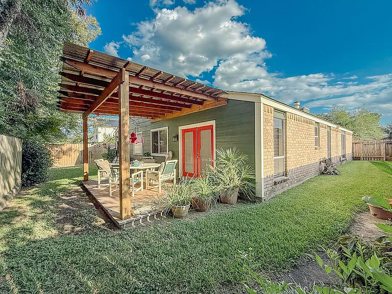 3306 Hunterwood Dr — Photo 12