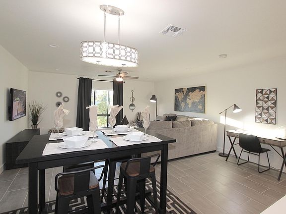 3rd image of 316 W Maryland Ave #316