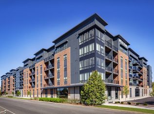 Wesley Place, Indianapolis, IN 46202