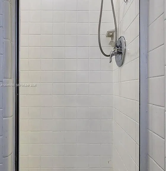 2214 N 25th Ave #2 — Photo 6