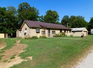 19827 Loomis Rd, Nelsonville, OH 45764