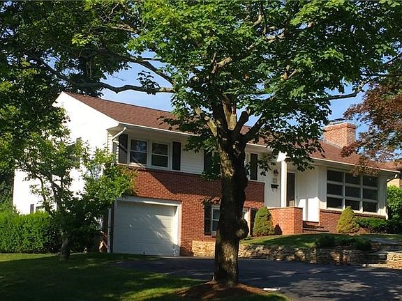 2nd image of 139 Garden Hills Dr