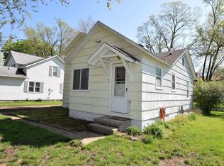 514 Elm St, Three Rivers, MI 49093