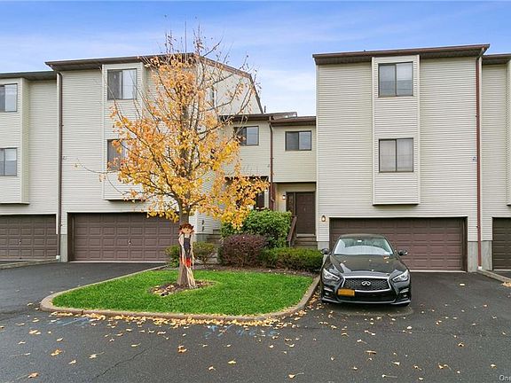 2nd image of 8 Linda Ct