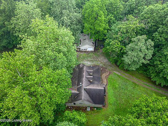 3rd image of 8129 Bagdad Rd