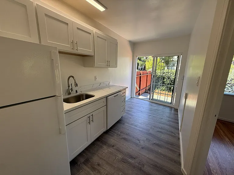 1 W Santa Inez Ave — Photo 8
