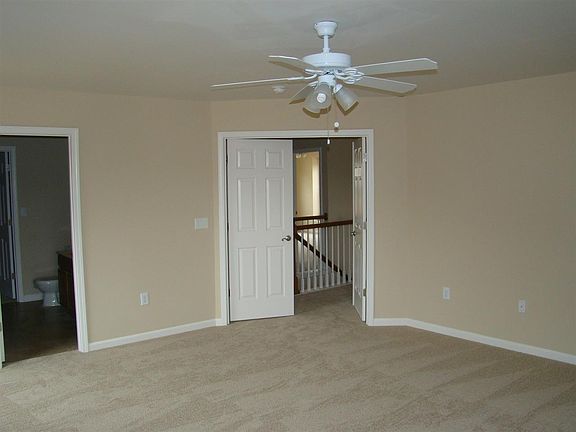 4th image of 366 N Timm Creek Ave