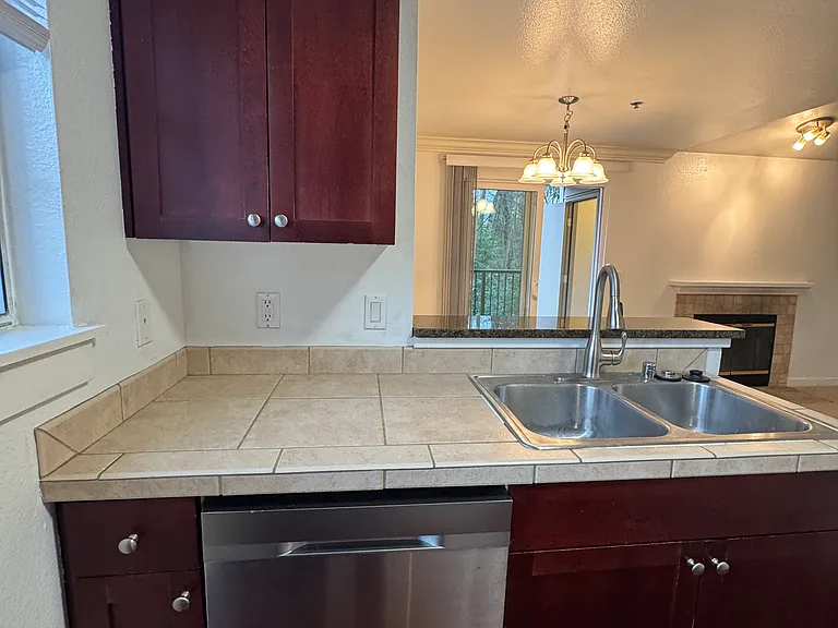 1843 S 286th Ln #T201 — Photo 8