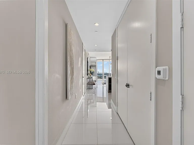 1100 Biscayne Blvd #2902 — Photo 3