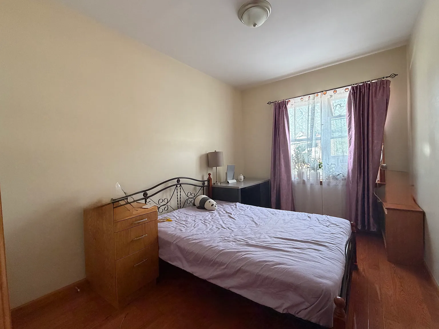 2 bed, 650 sqft, $2,250 — Photo 1
