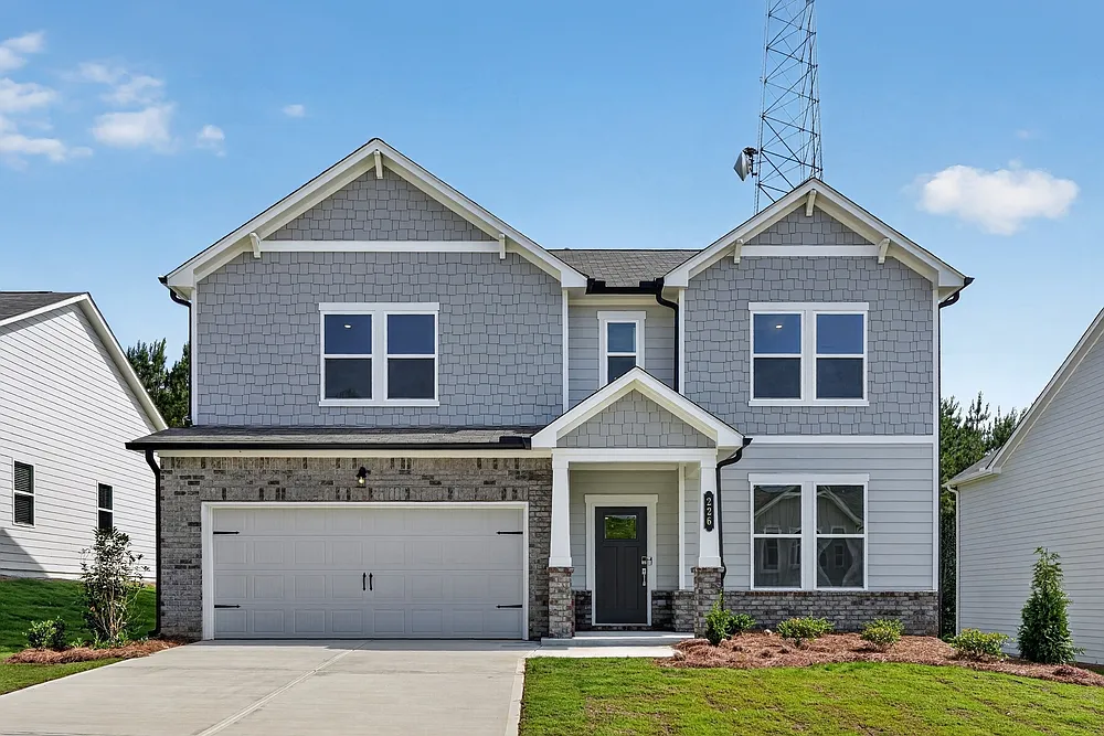 4 bed, 2.5 bath, 2498 sqft, $2,395 — Photo 1