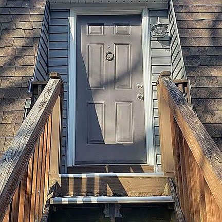3rd image of 223 Summerwalk Cir