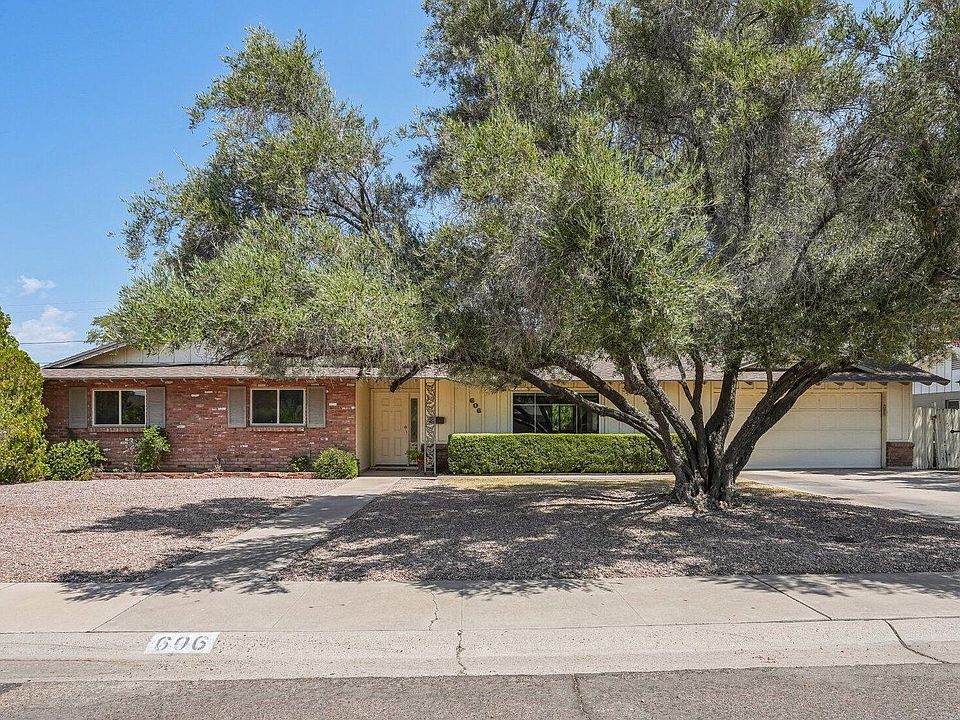1st image of 606 E BISHOP Drive