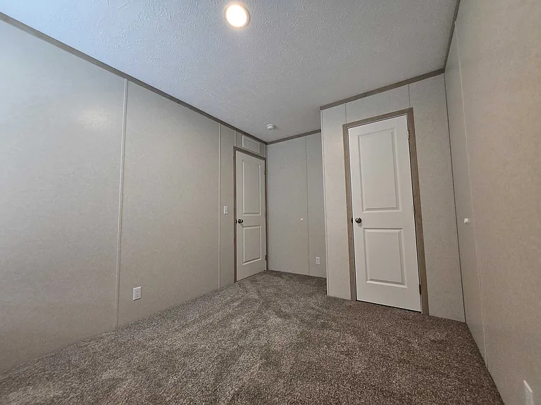 29800 Guilford Cir #471 — Photo 23