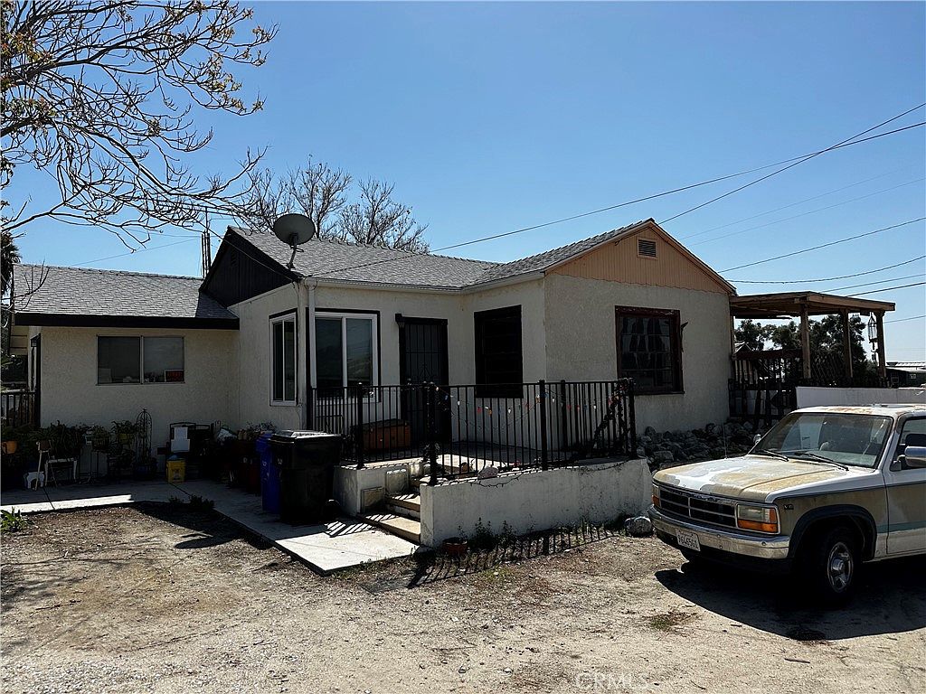 1906 Mentone Blvd A & B, Mentone, CA 92359 Zillow