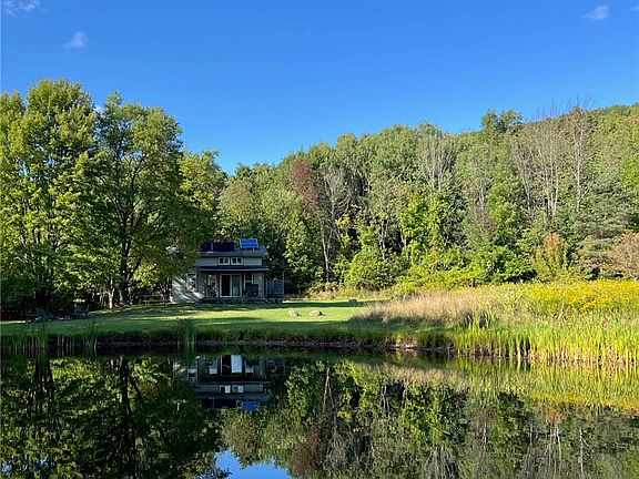 2nd image of 6559 Gulick Rd