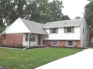 401 Stone Rd, Laurel Springs, NJ 08021