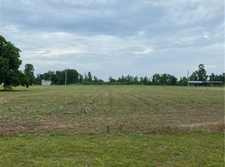 6 Velton Dr, Lumberton, NC 28358