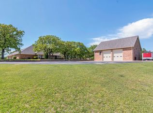 327 Saddle Club Rd, Weatherford, TX 76088