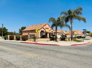 610 Periwinkle Ln, Perris, CA 92571