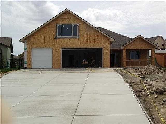 1st image of 501 Charbonneau Dr