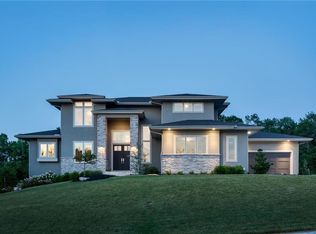 7375 Cedar Niles Rd, Shawnee, KS 66227