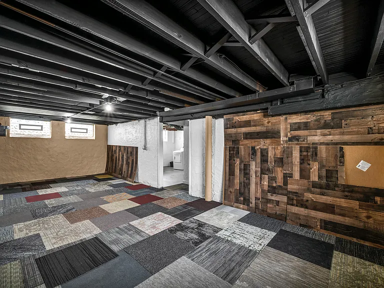 5505 South Blvd — Photo 32