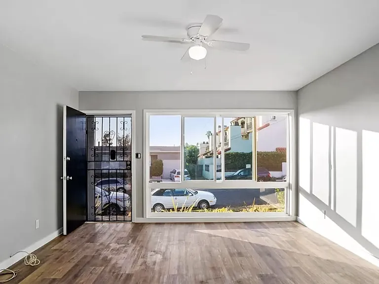 4723 Iroquois Ave — Photo 3