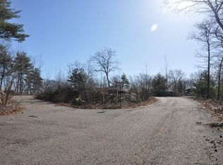 256 Meadowbrook Rd, Dedham, MA 02026