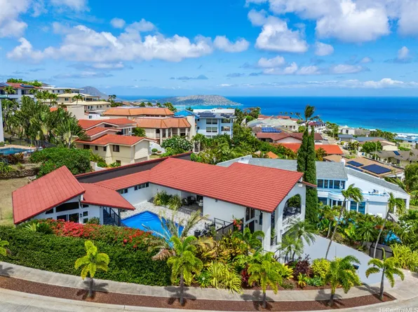 1931 Alaweo St, Honolulu, HI 96821