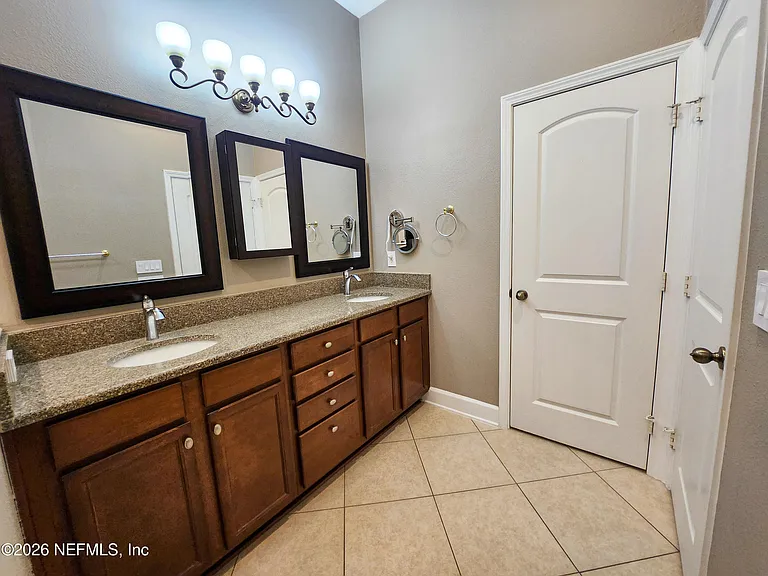 6181 Clearsky Dr — Photo 12