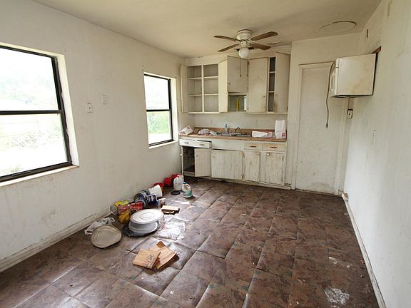 2nd image of 5120 Broadway Ave