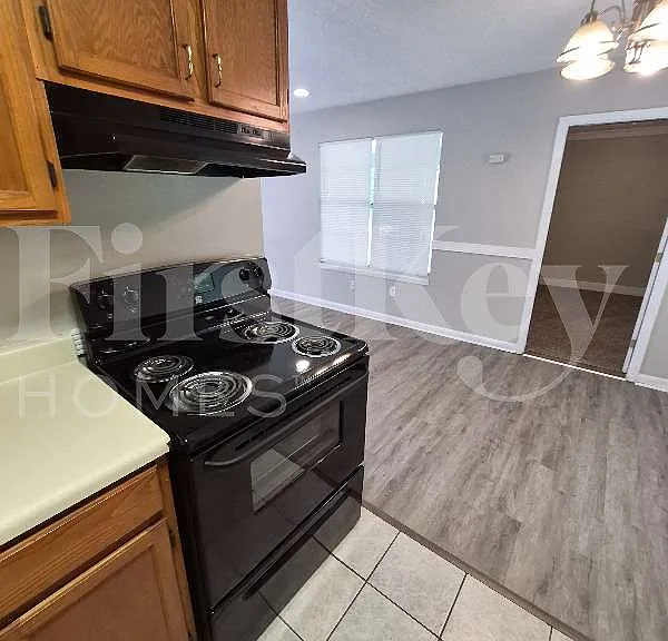 117 Whispering Pine Ln NE — Photo 5
