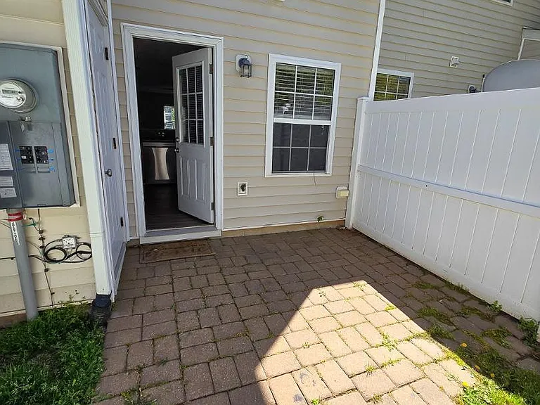 3105 Ivey Wood Ln — Photo 31
