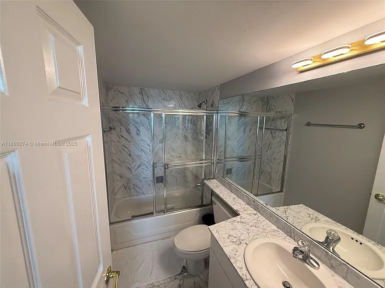 800 Claughton Island Dr #703 — Photo 8