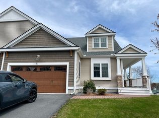 51 Fox Hill Ln, Dracut, MA 01826