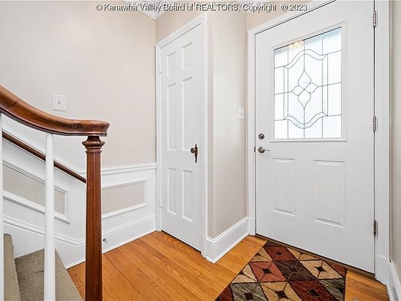 5th image of 4504 Noyes Ave