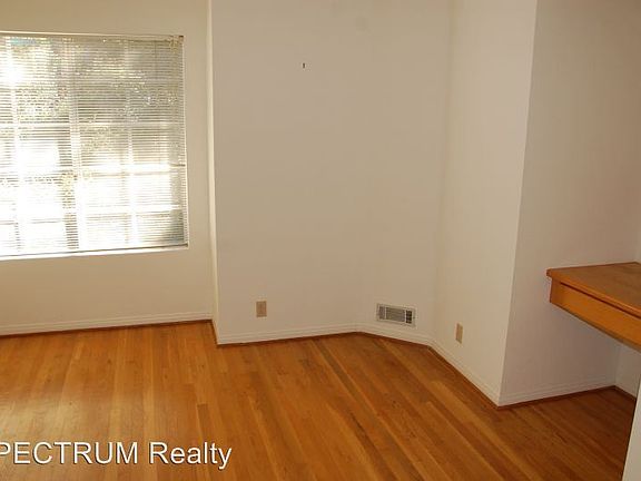 5th image of 880 Puente Dr
