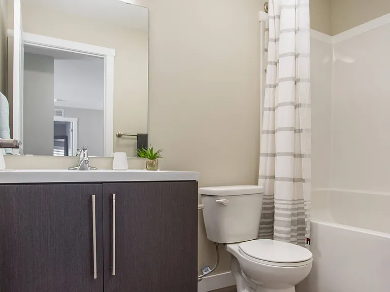 5000 Green Jewel Blvd — Photo 10