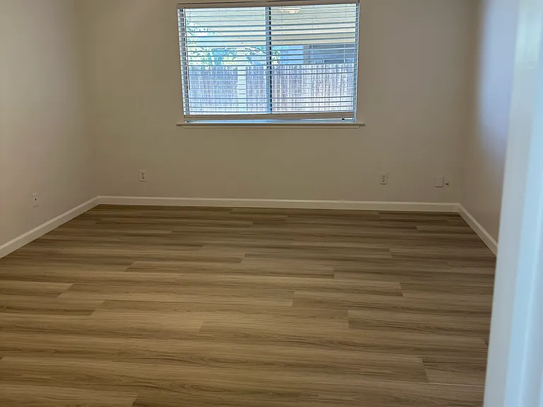 9128 N Recreation Ave — Photo 19