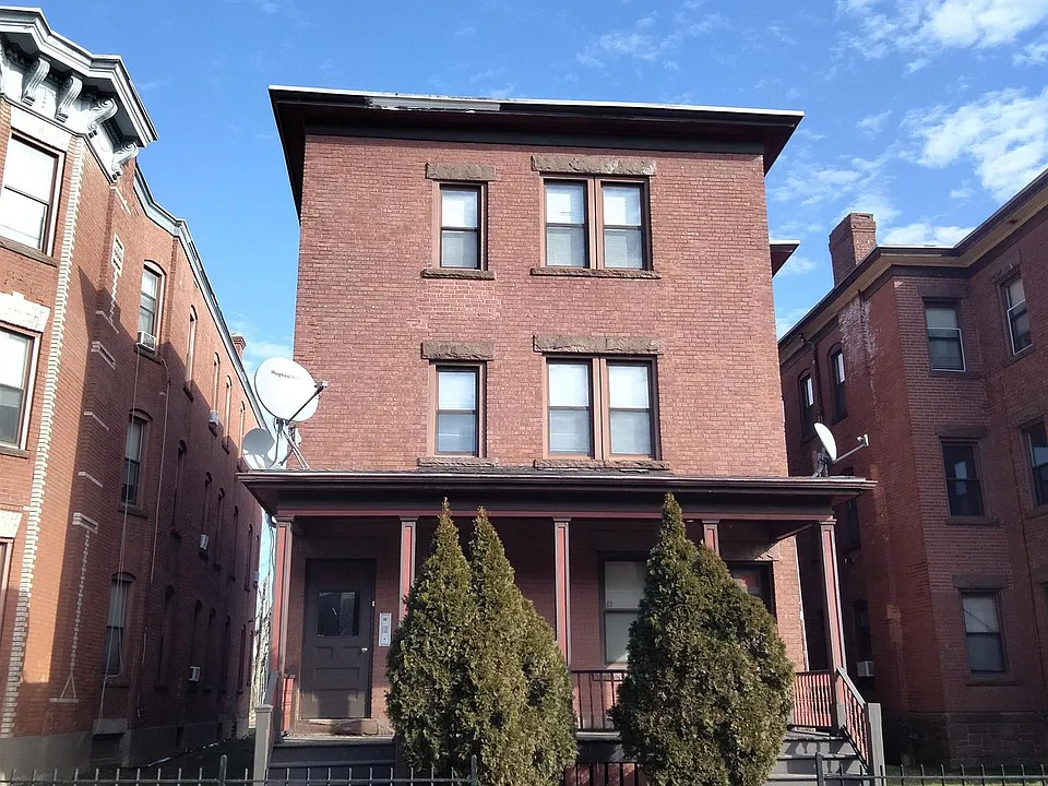 50-52 Congress St
