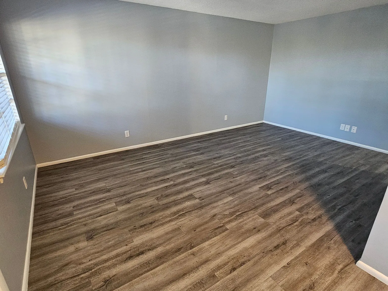 6240 Old Point Rd — Photo 2