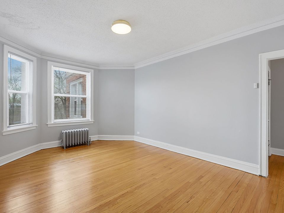 1st image of 7612 S Saginaw Ave #3A