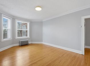 7612 S Saginaw Ave #3A, Chicago, IL 60649