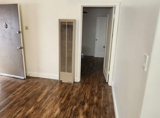2121 10th St APT 4, Sacramento, CA 95818