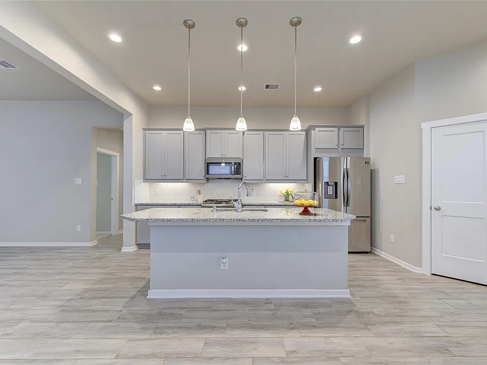 6022 Bristol Spur Ln