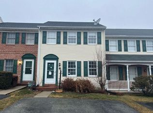 295 Robin Hill Cir, York, PA