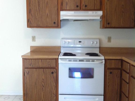 5th image of 5087 Macnamara Dr