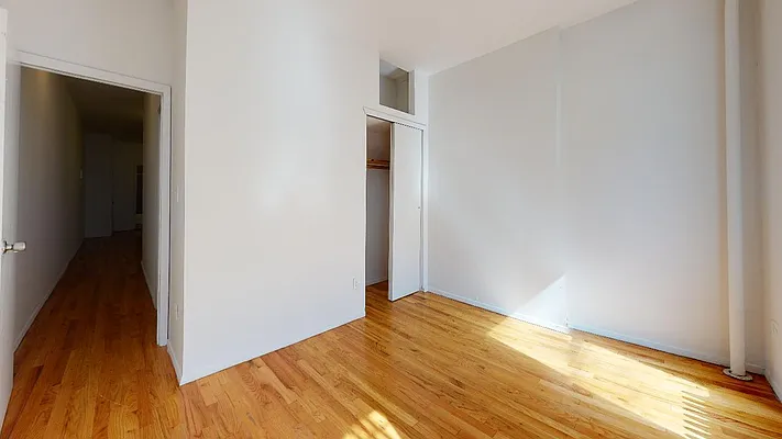 Rented by Bond New York | media 20