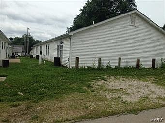 2nd image of 805 Spruce St